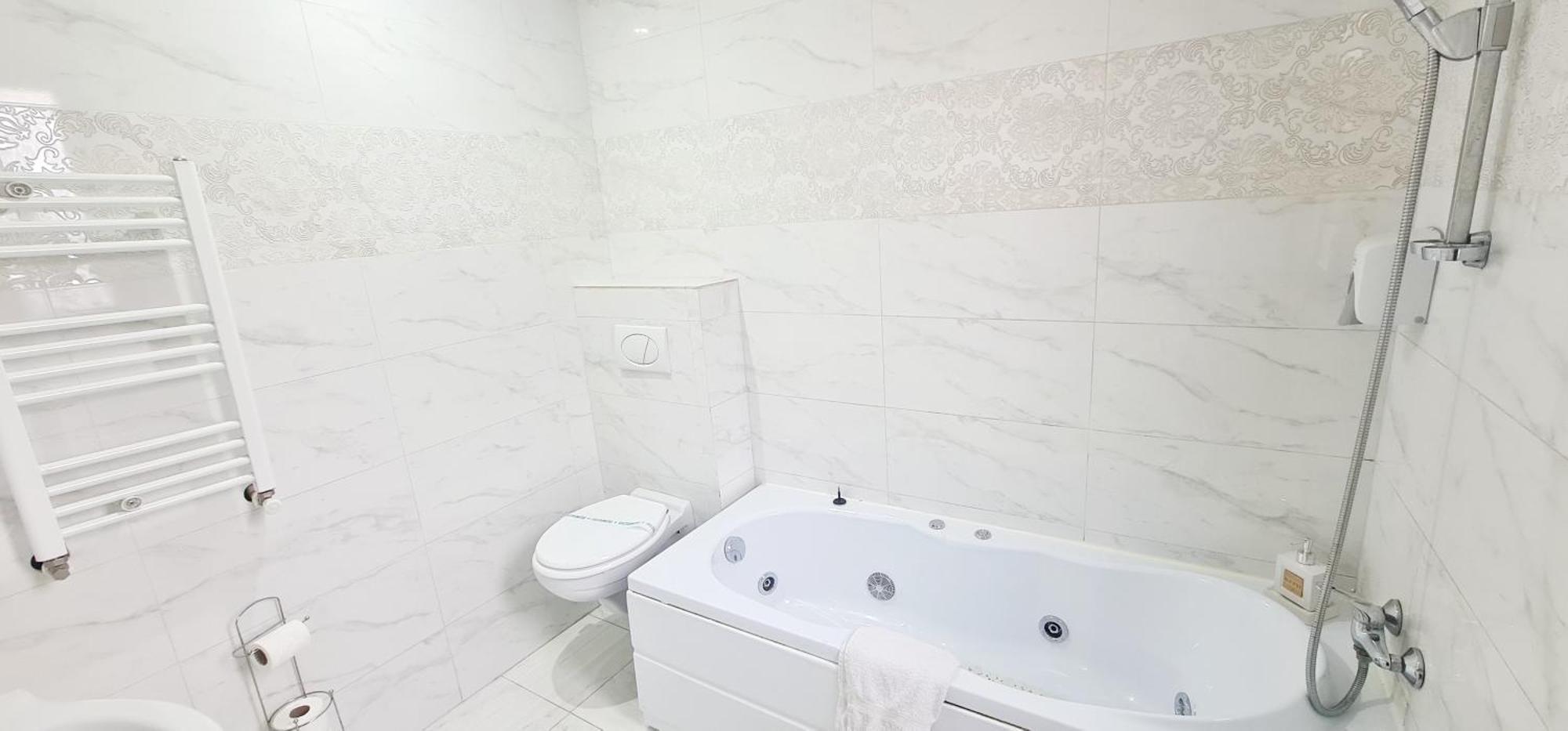Pensiunea Red Rose Apartments Timişoara Buitenkant foto